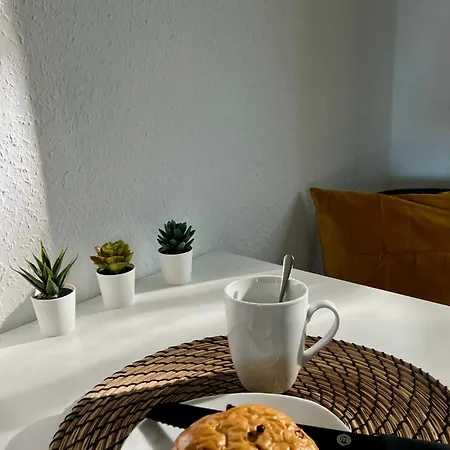 Bege Ava Apartment
